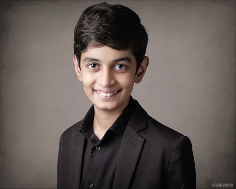 Aarav – Rembrandt Lighting